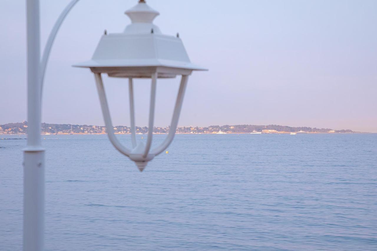 " Nid D'Amour " Evasion De Reve - Pieds Dans L'Eau Face A La Mer คานส์ ภายนอก รูปภาพ